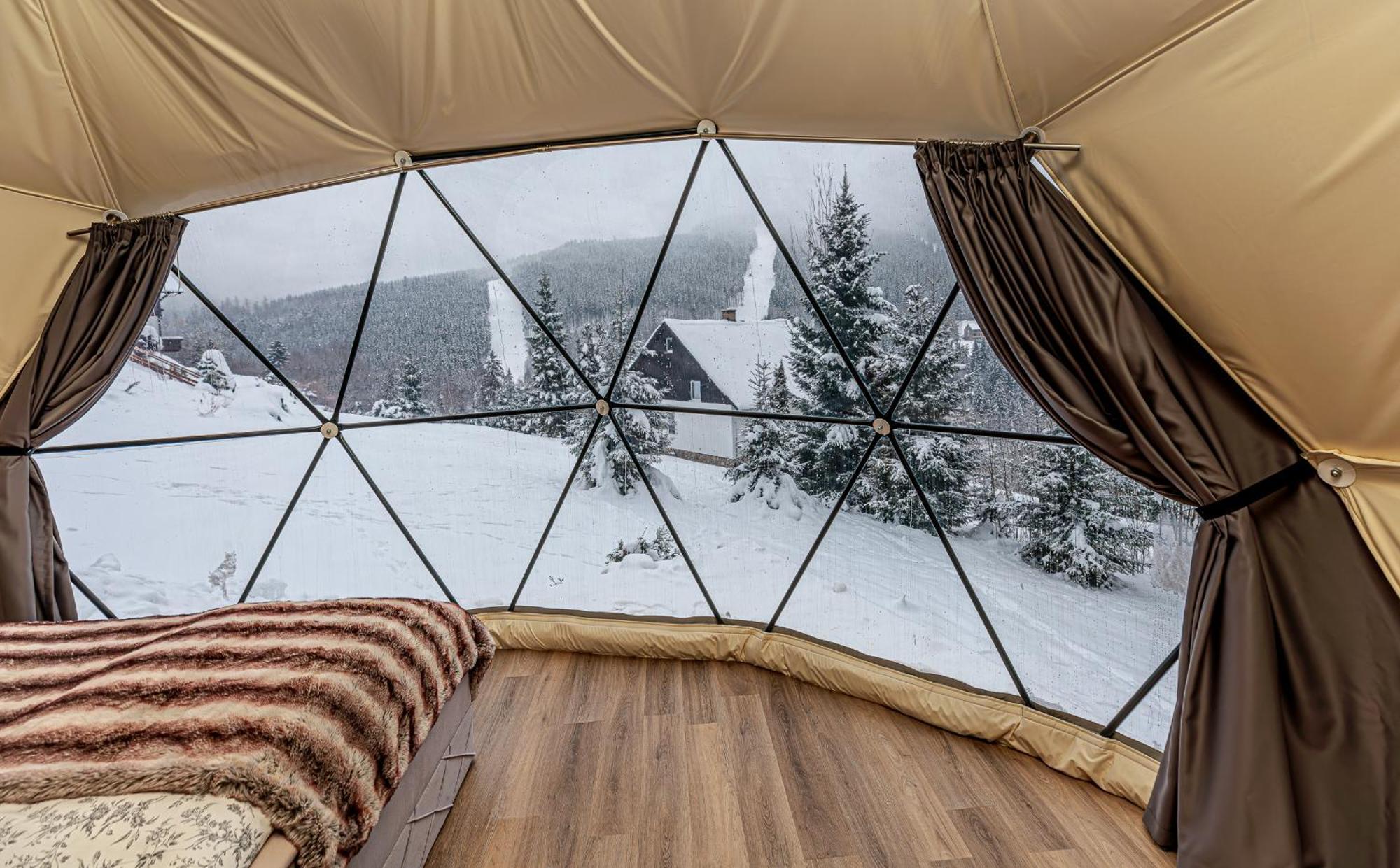 Hotel Glamping Spindl One&Only à Špindlerŭv Mlýn Extérieur photo