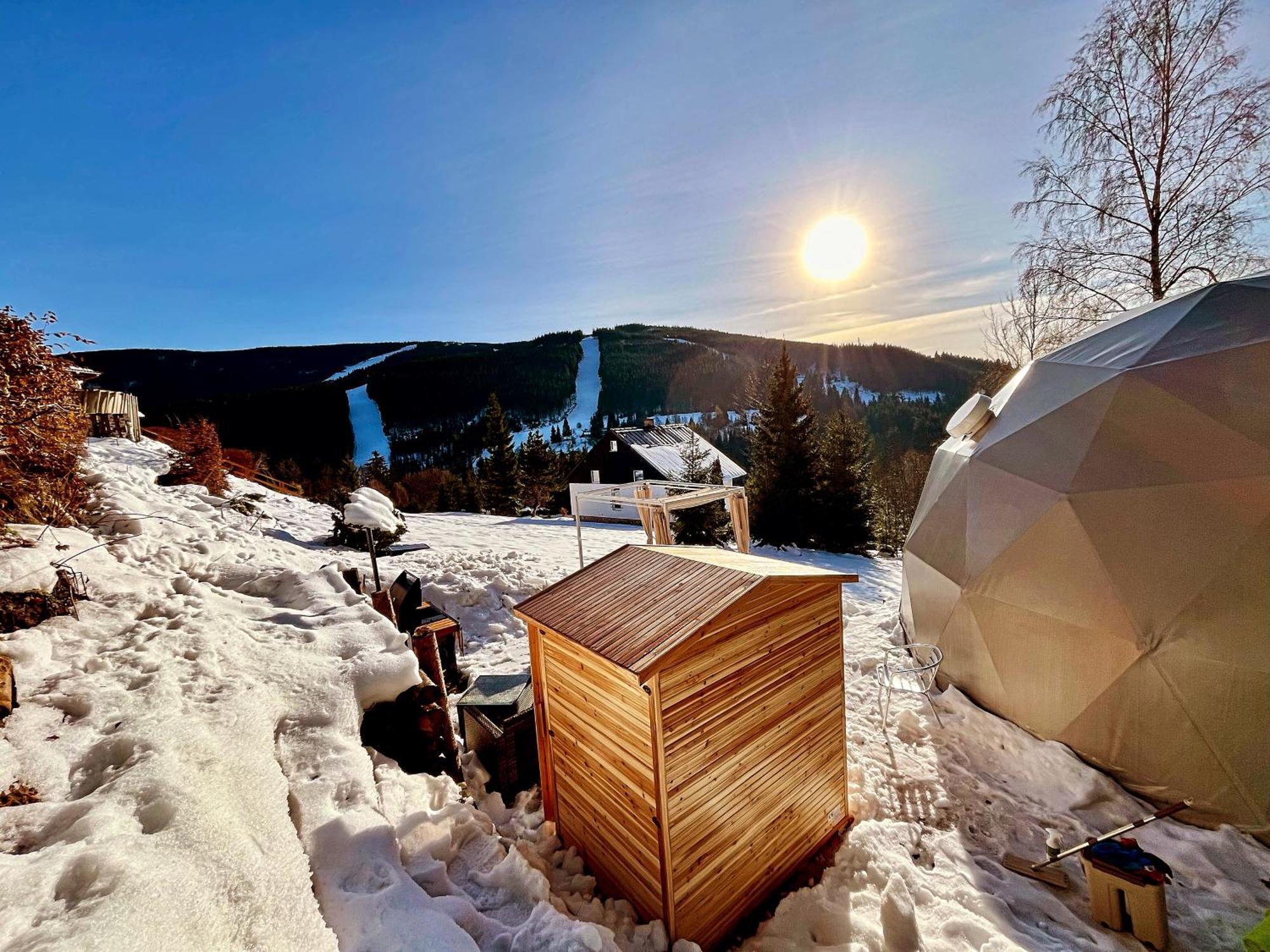 Hotel Glamping Spindl One&Only à Špindlerŭv Mlýn Extérieur photo