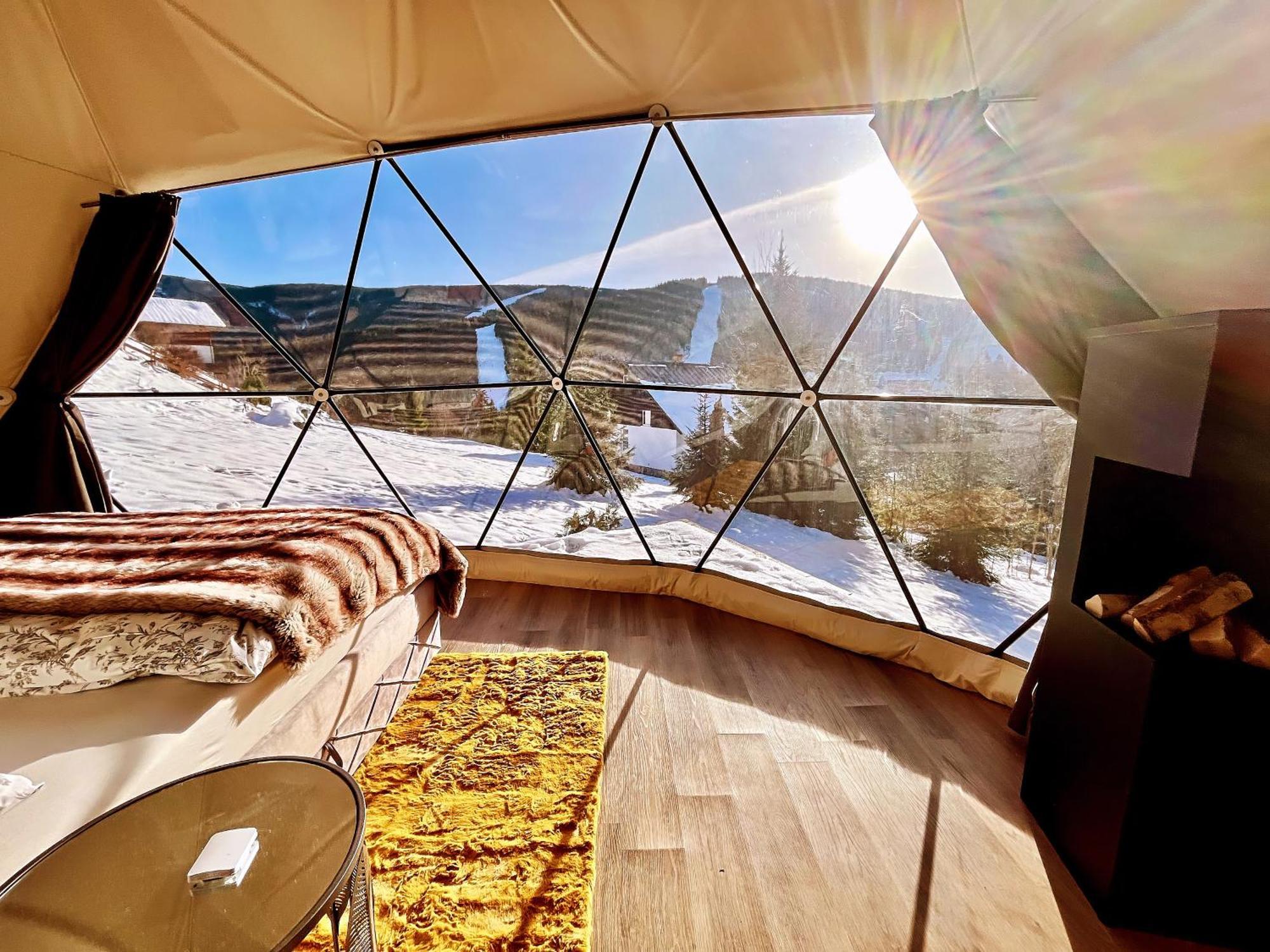 Hotel Glamping Spindl One&Only à Špindlerŭv Mlýn Extérieur photo