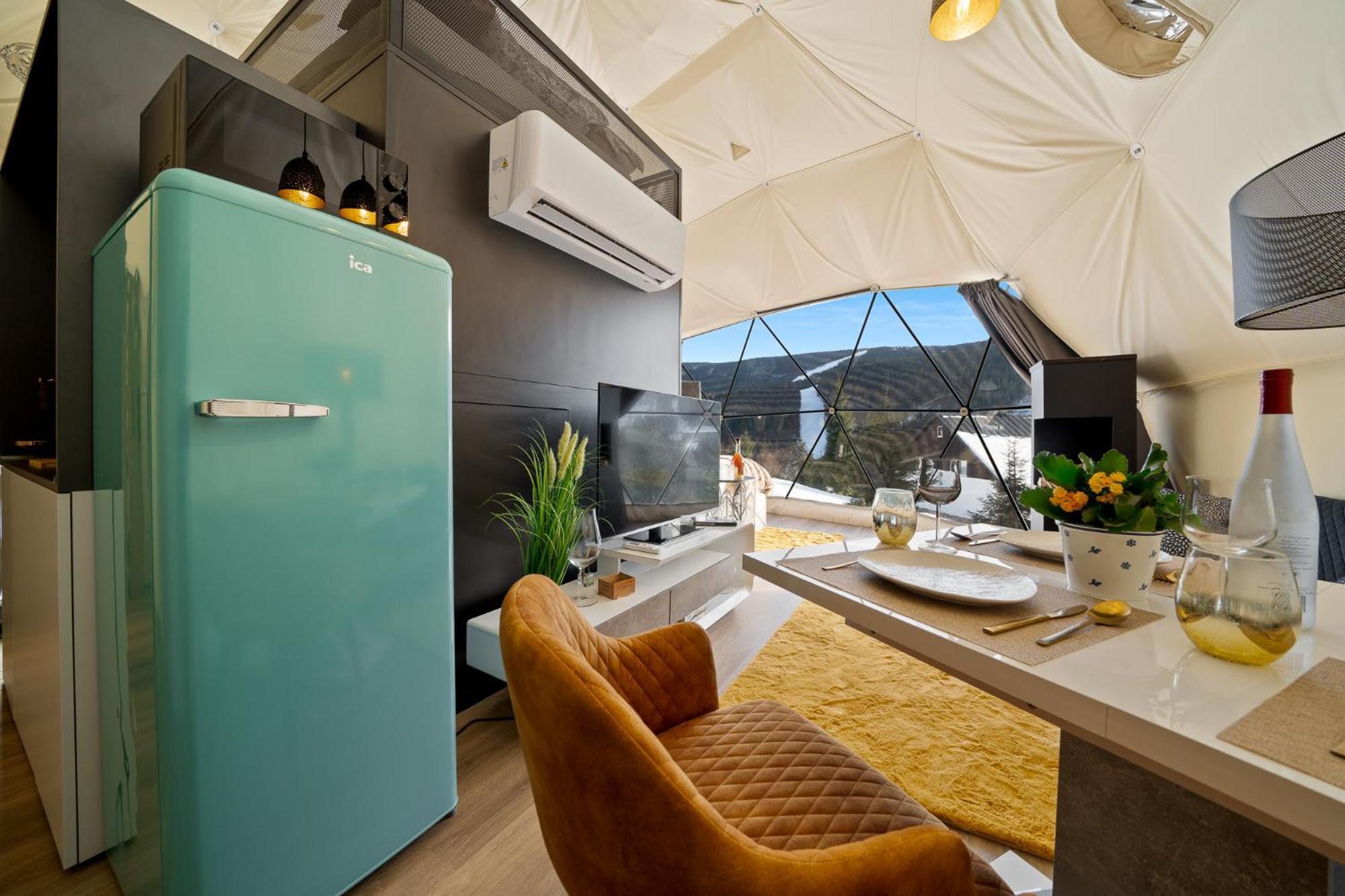 Hotel Glamping Spindl One&Only à Špindlerŭv Mlýn Extérieur photo