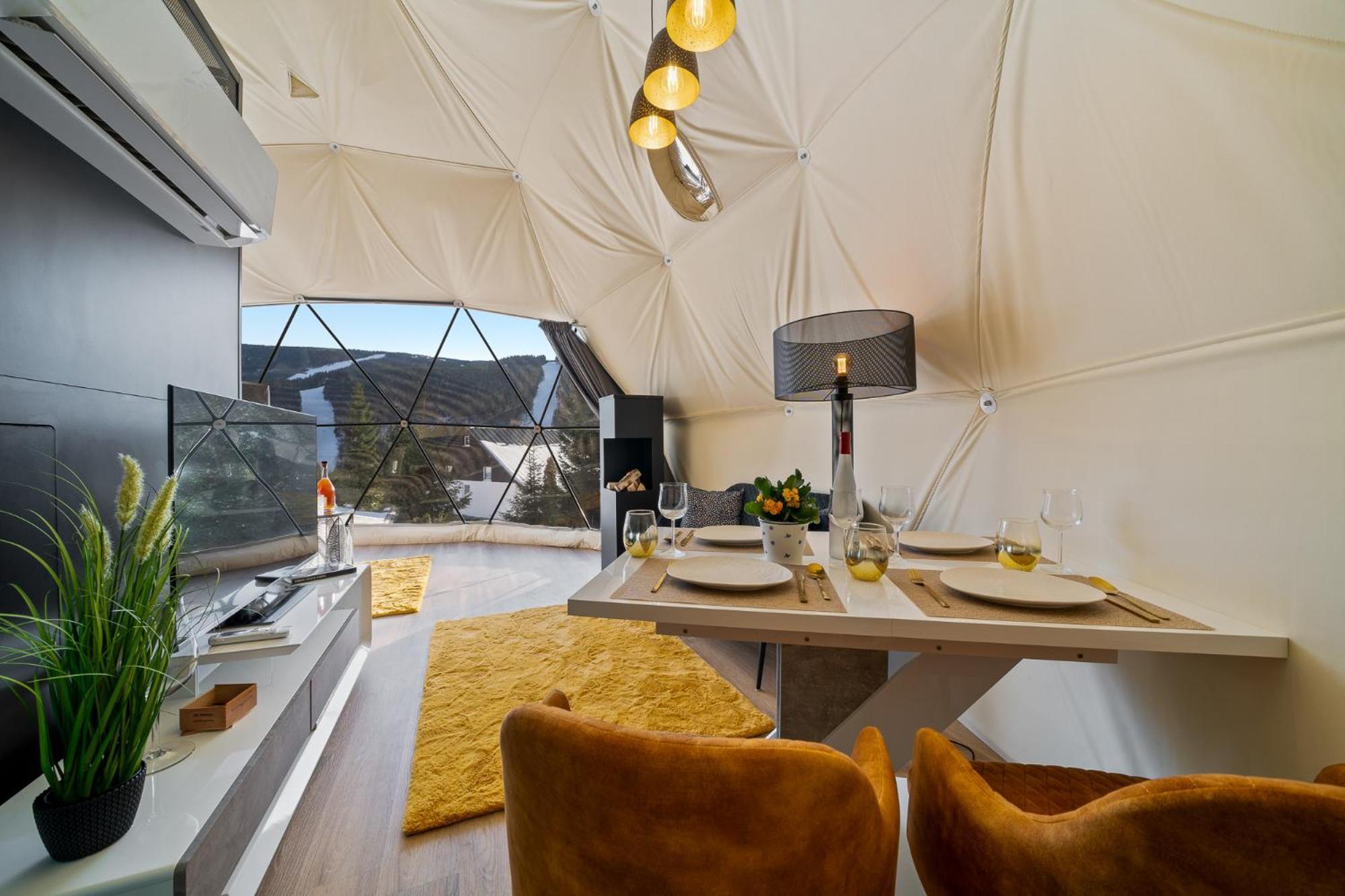 Hotel Glamping Spindl One&Only à Špindlerŭv Mlýn Extérieur photo